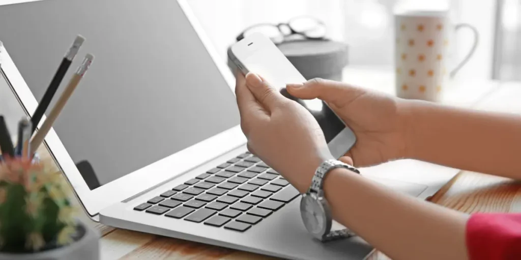 Como fazer o algoritmo trabalhar a favor do seu crescimento nas redes sociais